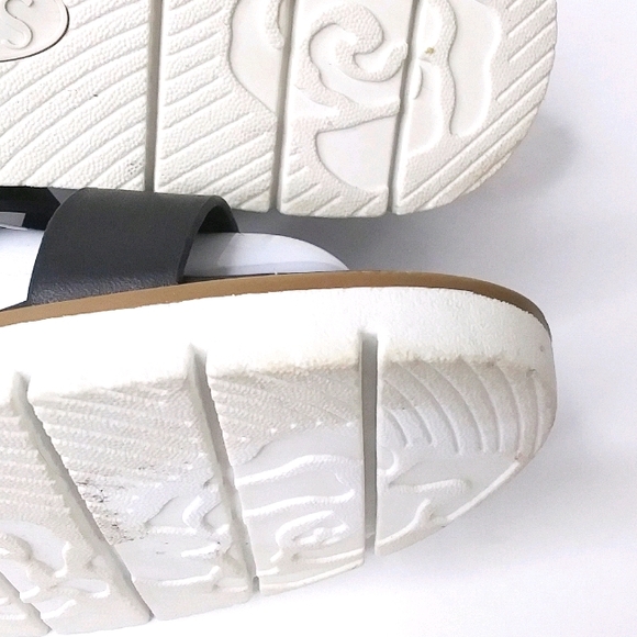 Sofft Starla Ankle Strap Leather Strappy Sandals - Picture 8 of 11